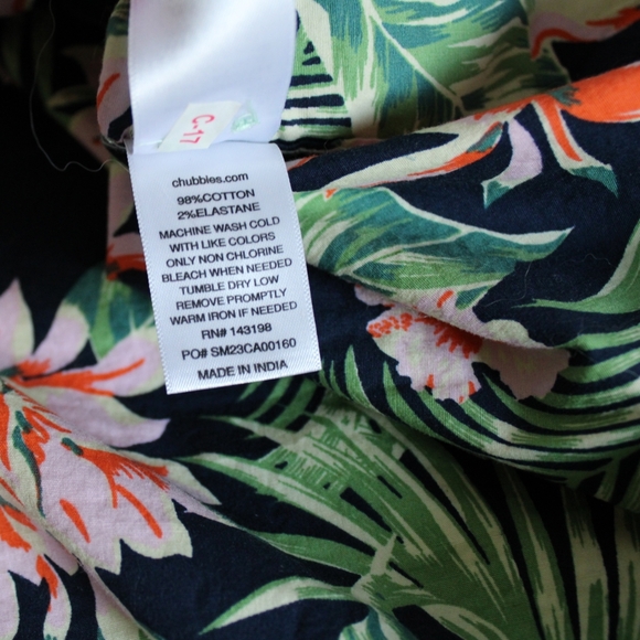 Chubbies Hawaiian Shirt Men's Regular Fit Blue Reverse Print Resort Wear Aloha M - Picture 6 of 8